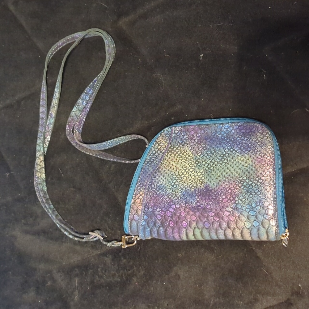 Joey and Me Inc crossbody wallet